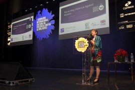 1a palestrante: Lori Heise, da London School of Higiene and Tropical Medicine