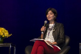 Moderadora do 2o painel:  Juliana de Faria